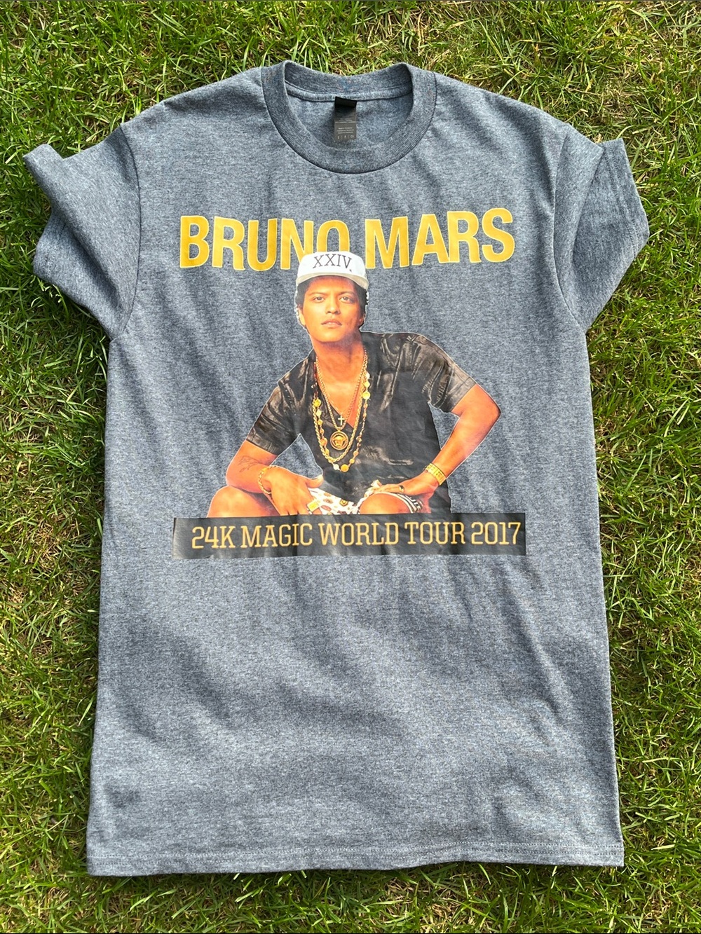Bruno Mars 24K Magic World Tour Concert Tee-Gildan Heavy Cotton